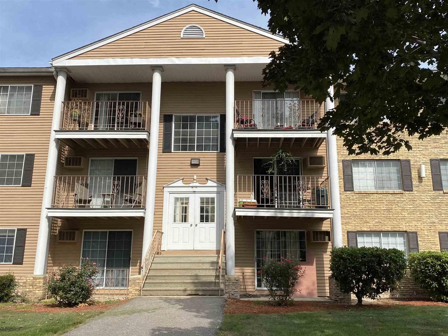 377 Huse Rd unit 9, Manchester, NH 03103 - photo 1