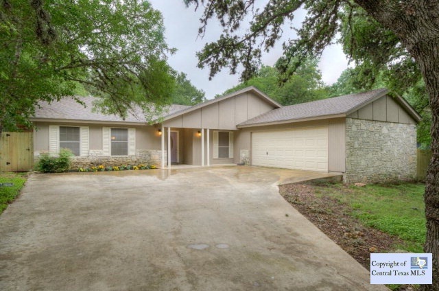 613 Larue Dr, San Marcos, TX 78666 - photo 1