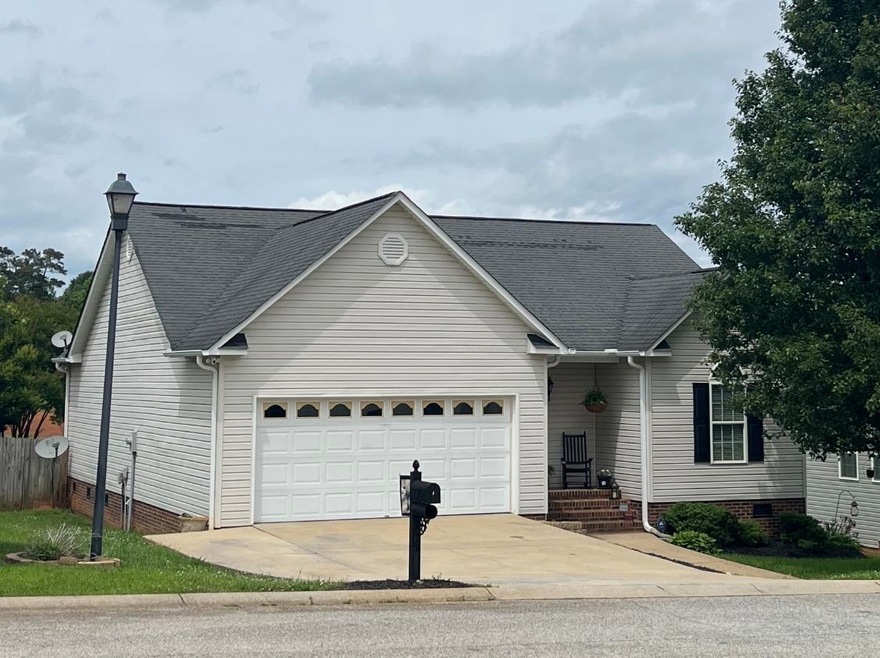 107 Stoneridge Dr, Gaffney, SC 29341 - photo 1