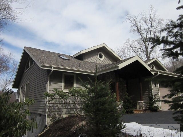 654 the Glens Blvd unit B, Banner Elk, NC 28604 - photo 1