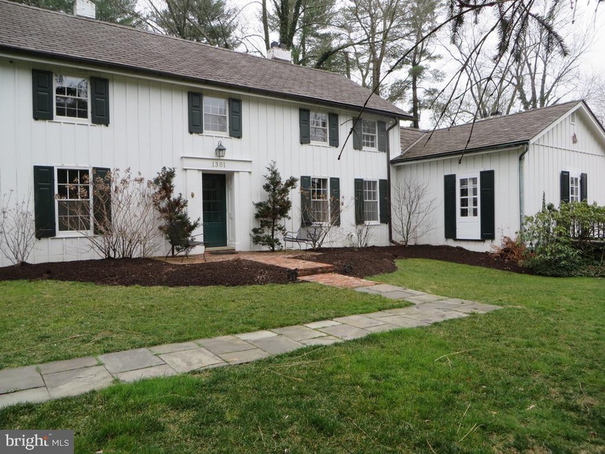 1301 W Seminary Ave, Lutherville Timonium, MD 21093 - photo 1