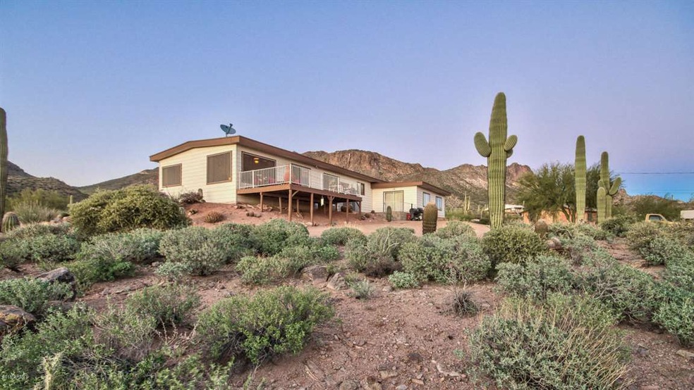 5579 N DELAWARE Drive, Apache Junction,