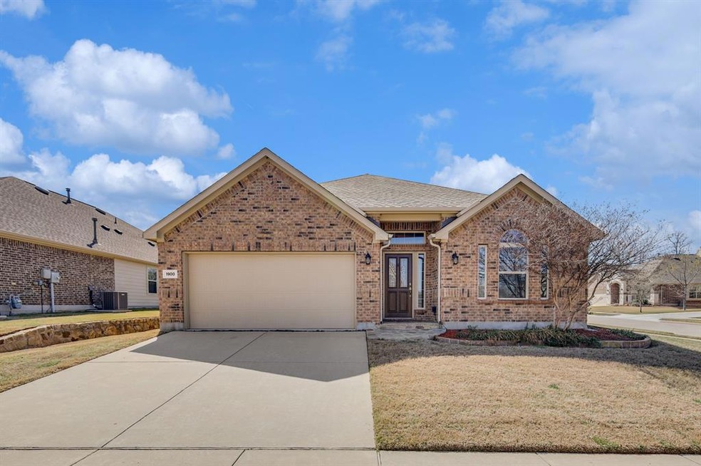 1900 Pavilion Ln, Denton, TX 76210 - photo 1