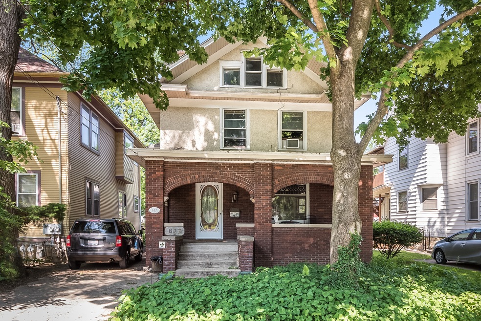 ~ Welcome to 637 S. 4th St., Aurora ~