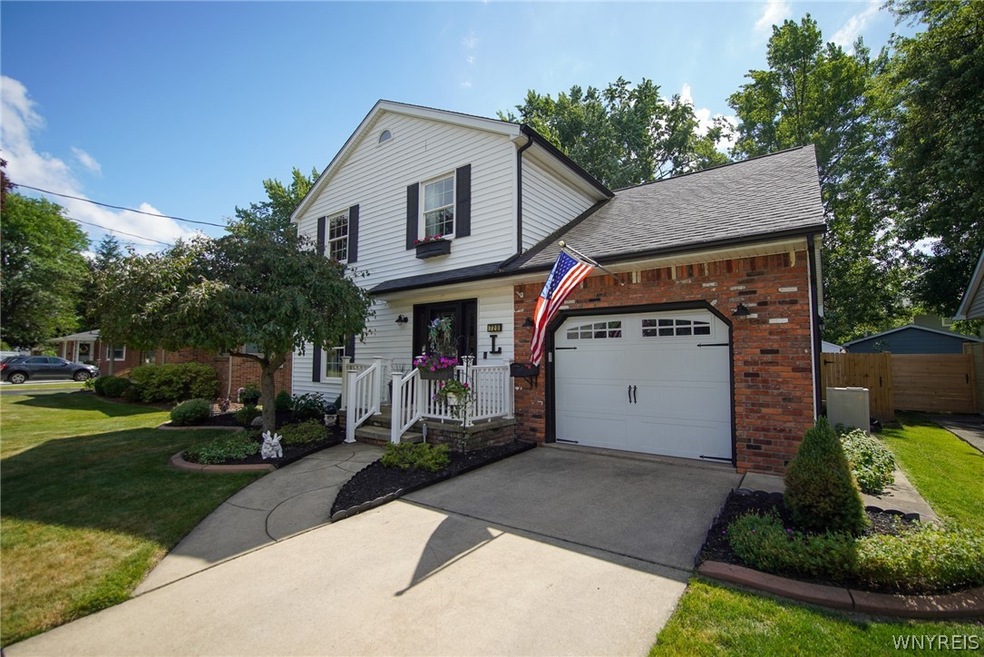 720 Barrally St, North Tonawanda, NY 14120 - photo 1