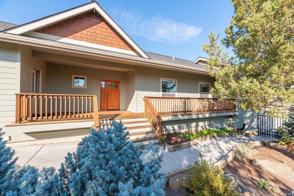 7208JoshuaCt-Exterior-20
