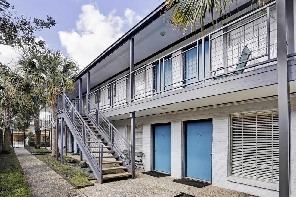 2023 Huldy St unit 5, Houston, TX 77019 - photo 1