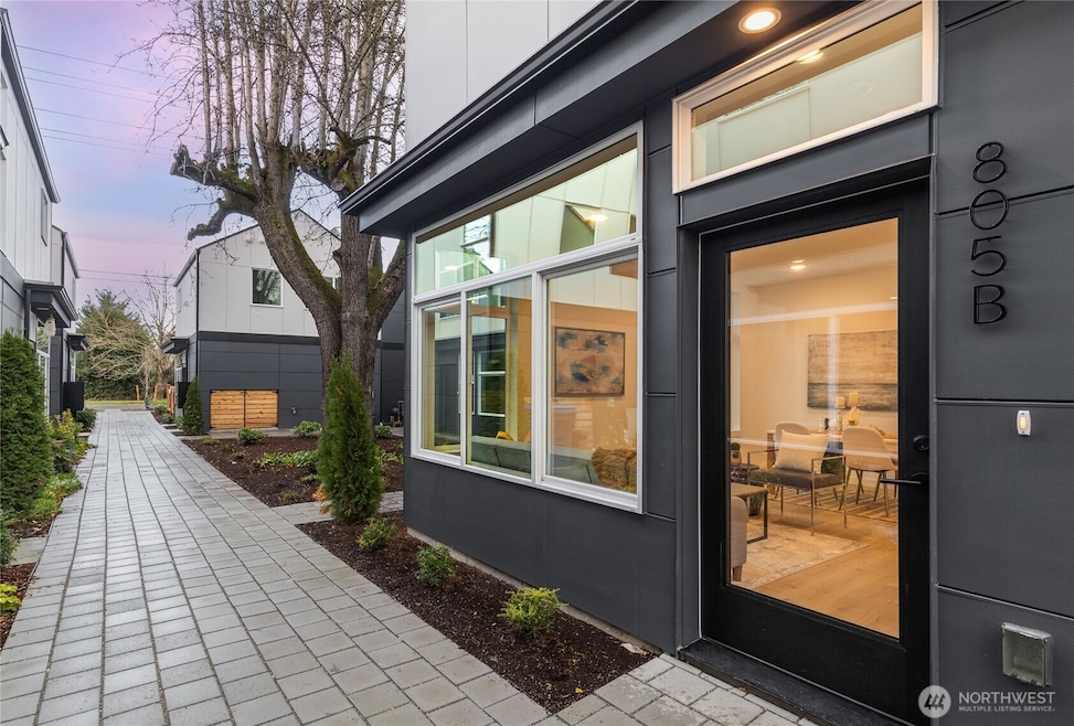 805 S Sullivan St unit B, Seattle, WA 98108 - photo 1