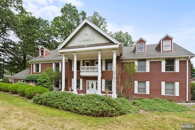 60 Brookside Dr unit x, Upper Saddle River, NJ 07458 - photo 1