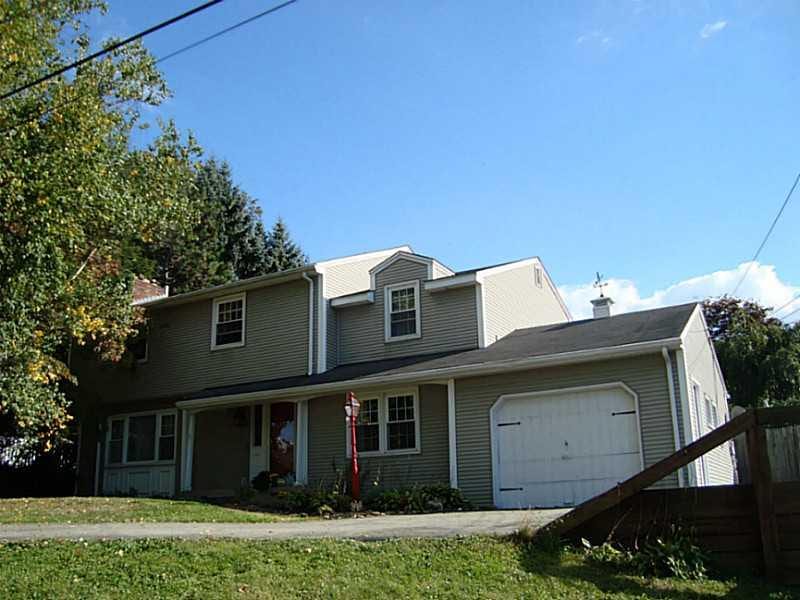 640 Diamond Ave, Indiana, PA 15701 - photo 1