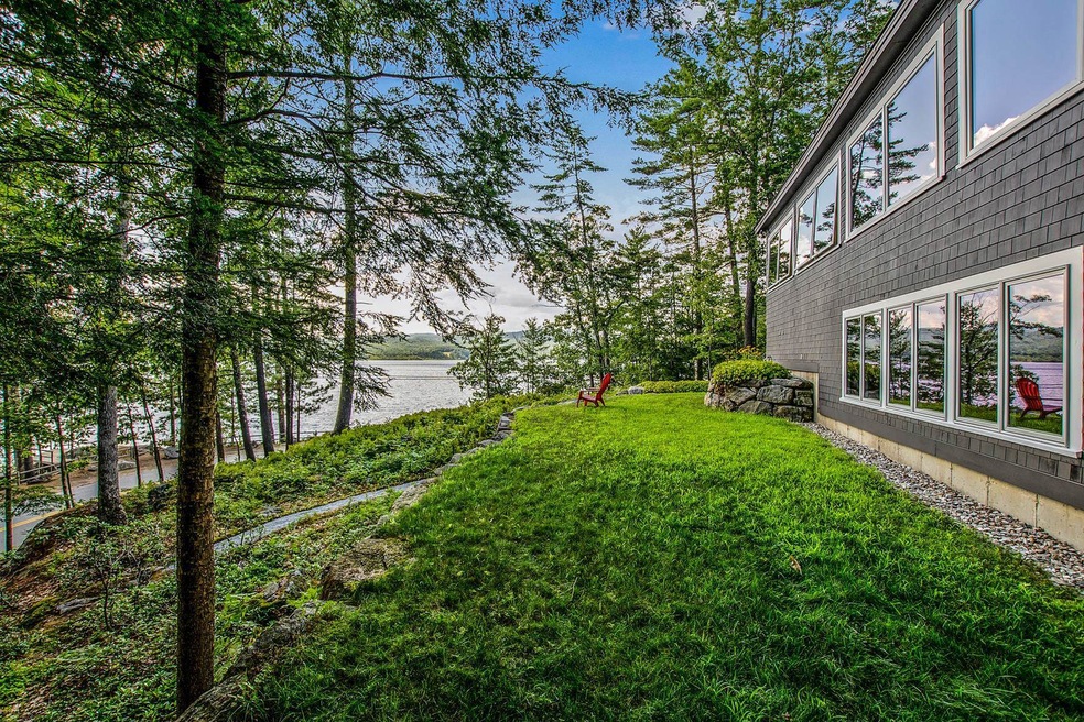 229 Webster Ave, Franklin, NH 03235 - photo 1