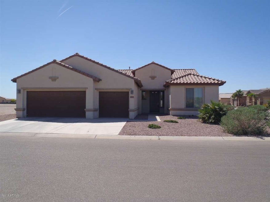 Front View of 4937 W. Nogales Way