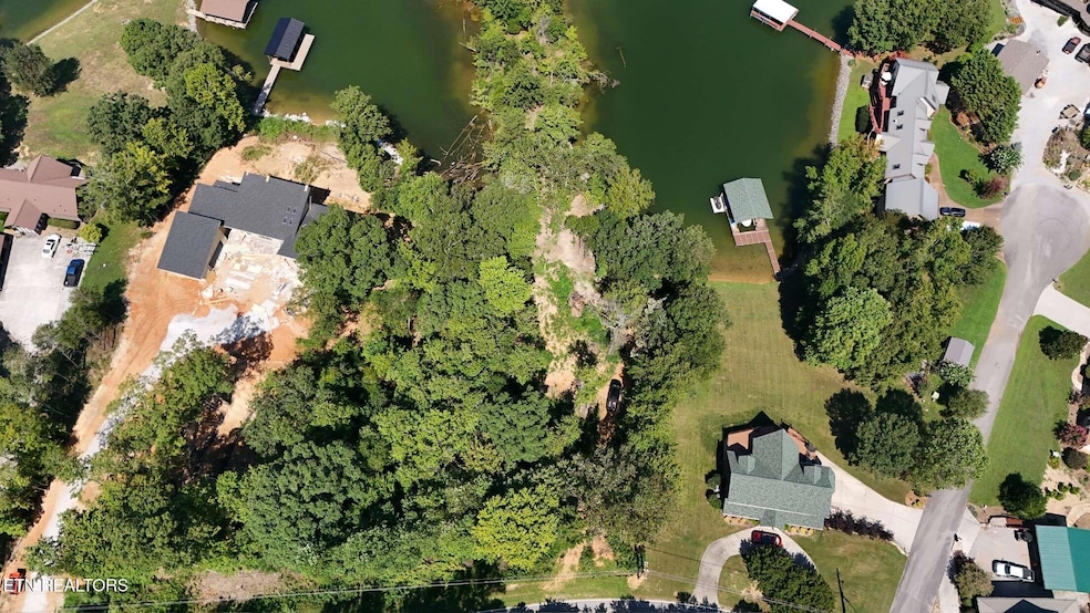 For Sale $325,000 • Co-Listing Agent