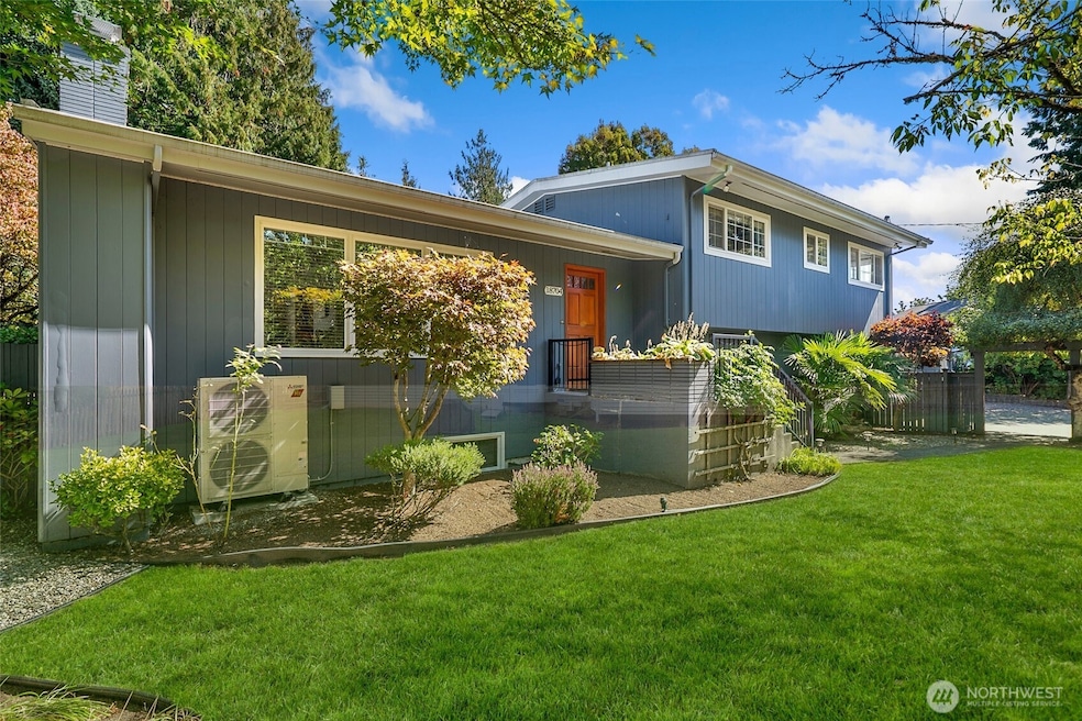 18704 58th Ave NE, Kenmore, WA 98028 - photo 1