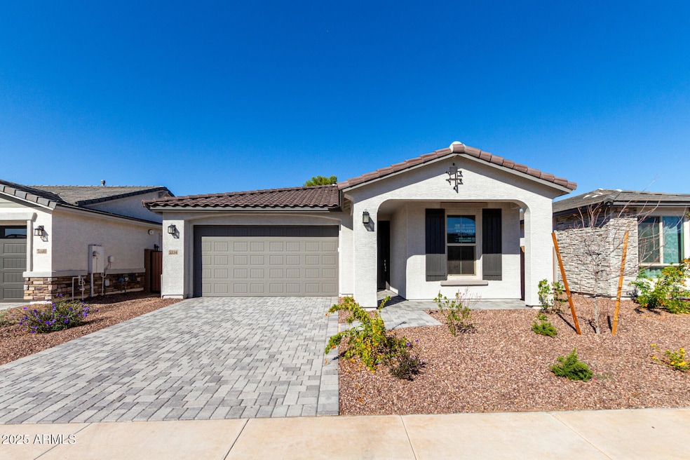 5334 W Las Palmaritas Dr, Glendale, AZ 85302 - photo 1