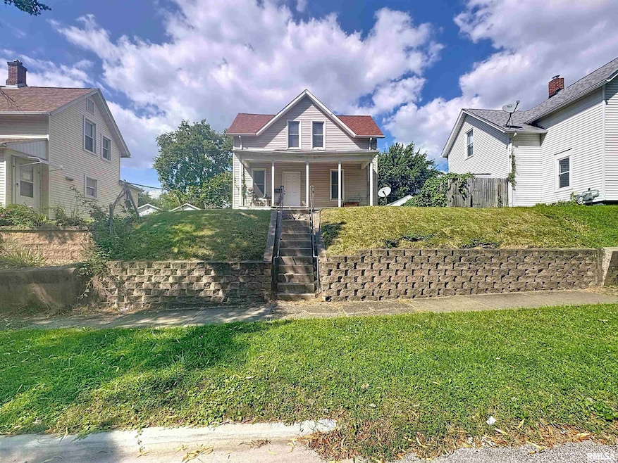 1815 17th Ave, Moline, IL 61265 - photo 1