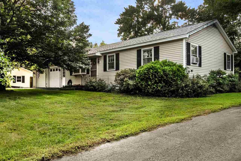 4 Meadow Ln, Allenstown, NH 03275 - photo 1