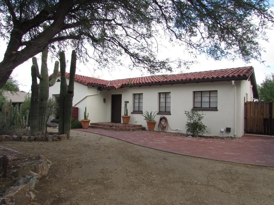 2541 E 8th St, Tucson, AZ 85716 - photo 1