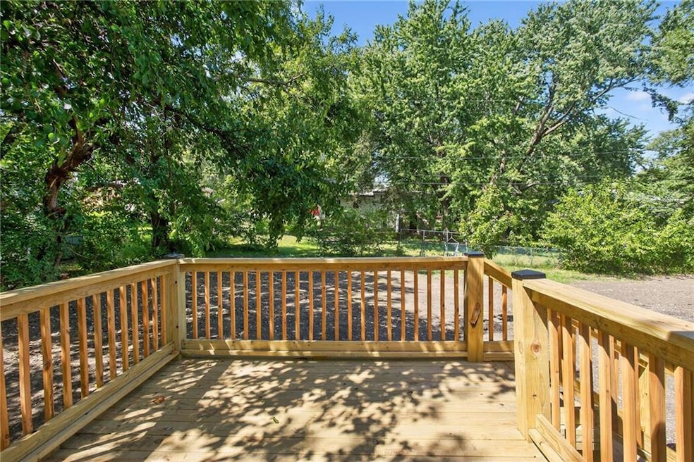 15600 Kay N A, Belton, MO 64012 - photo 1