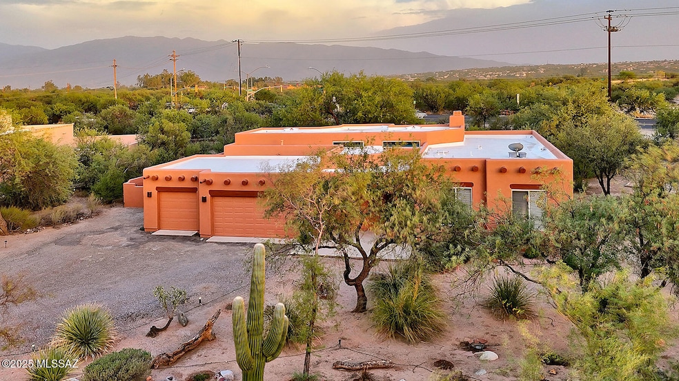 10250 E Winding Trail, Tucson, AZ 85749 - photo 1