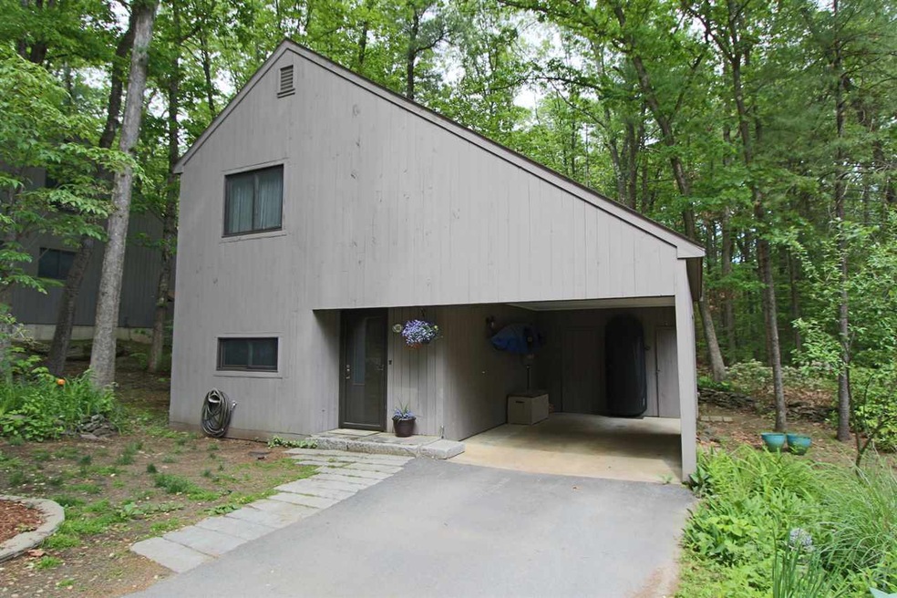 165 Coburn Ave unit 165, Nashua, NH 03063 - photo 1