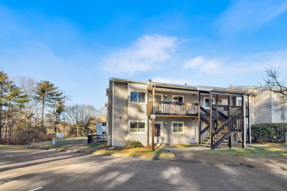 207 Park Place unit 207, Raynham, MA 02767 - photo 1