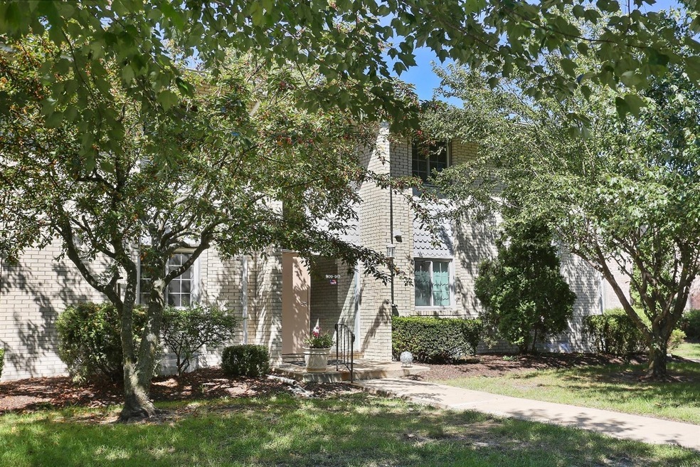 910 Birch Tree Ln, Michigan City, IN 46360 - photo 1