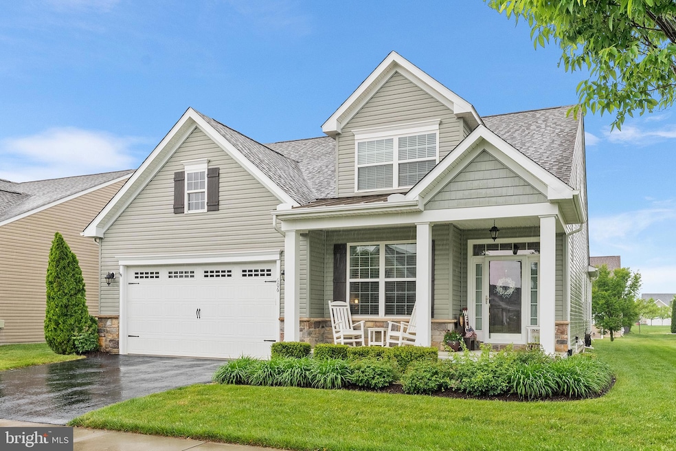 Sold $490,000