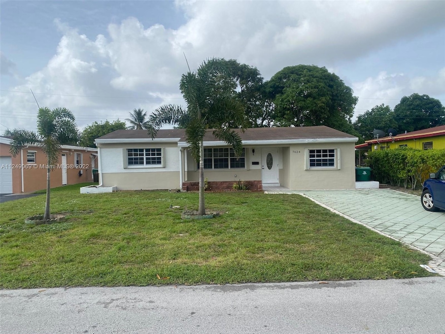 7624 Juniper St, Miramar, FL 33023 - photo 1