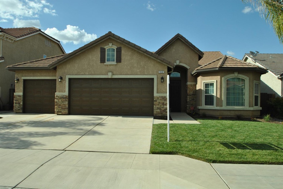 6532 E Simpson Ave, Fresno, CA 93727 - photo 1