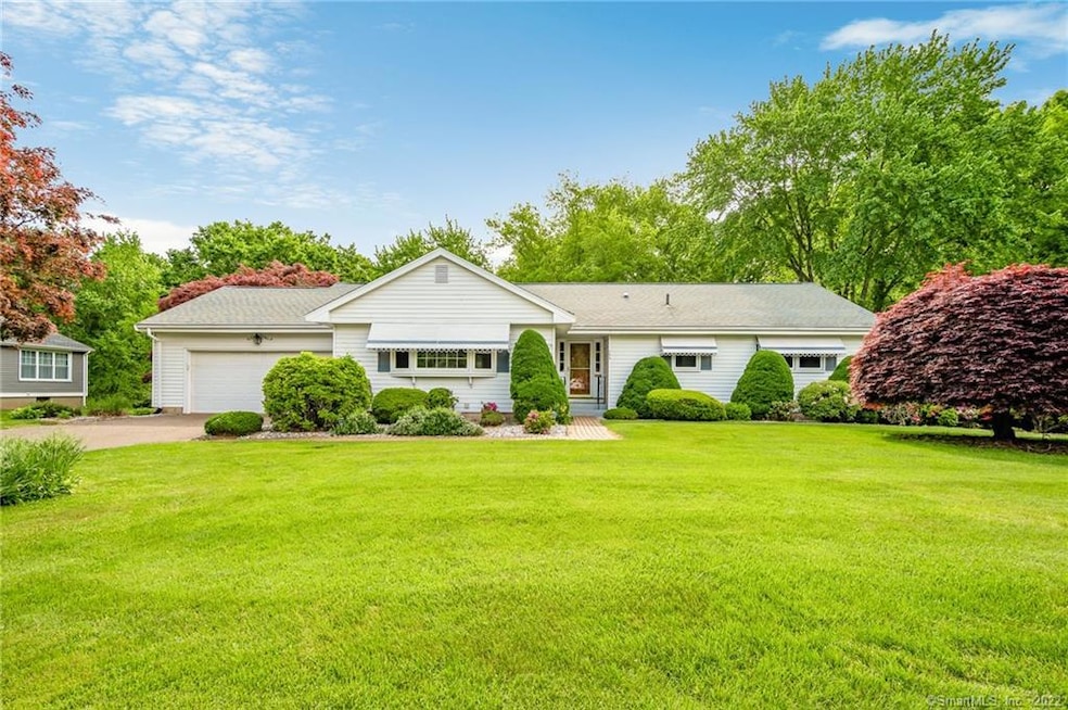 192 Coppermill Rd, Wethersfield, CT 06109 - photo 1