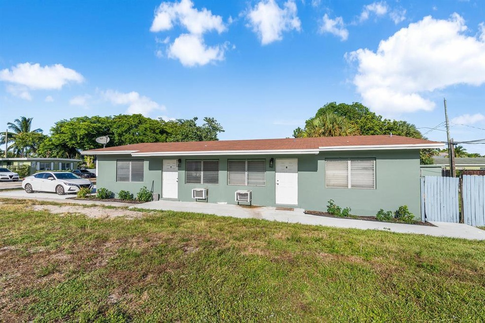2230 Douglas St unit A-B, Hollywood, FL 33020 - photo 1
