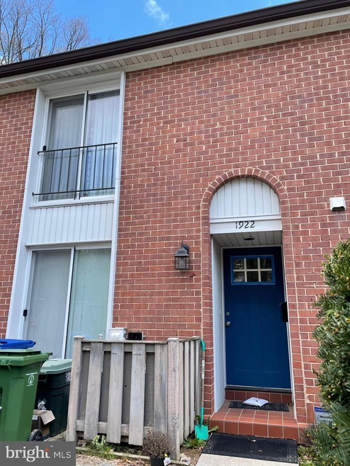 1922 Greenhaven Dr, Baltimore, MD 21209 - photo 1