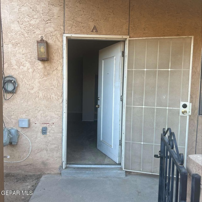 1905 Karen Sue Place unit A, El Paso, TX 79936 - photo 1