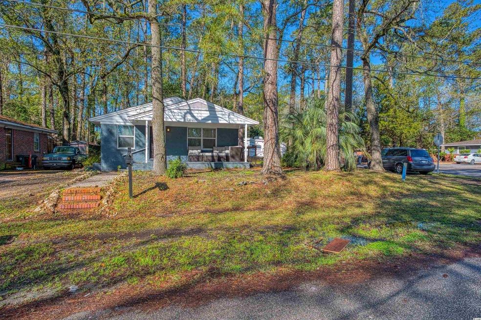 917 4th Ave N, Myrtle Beach, SC 29577 - photo 1