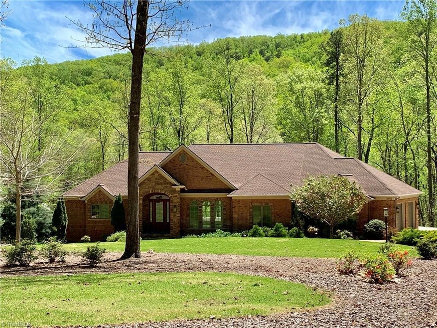 2593 Mountain Lake Rd, Asheboro, NC 27205 - photo 1