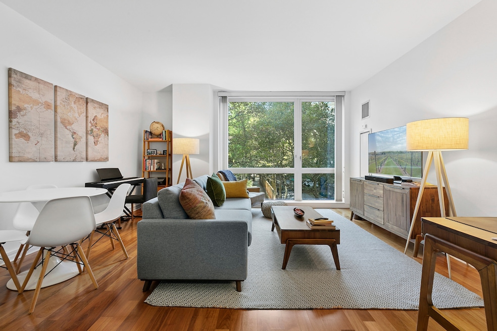 200 W End Ave unit 5J, New York, NY 10023 - photo 1