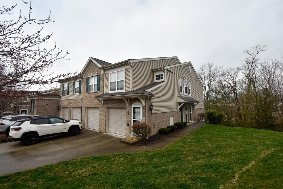 814 Flint Ridge, Newport, KY 41076 - photo 1