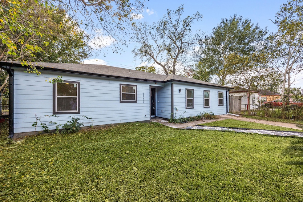 6122 Beldart St, Houston, TX 77033 - photo 1