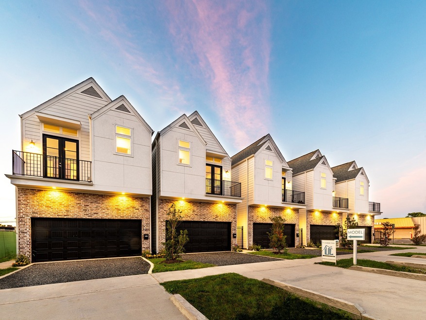 241 Royder St, Houston, TX 77009 - photo 1