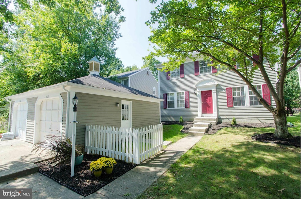 7522 Red Cravat Ct, Columbia, MD 21046 - photo 1