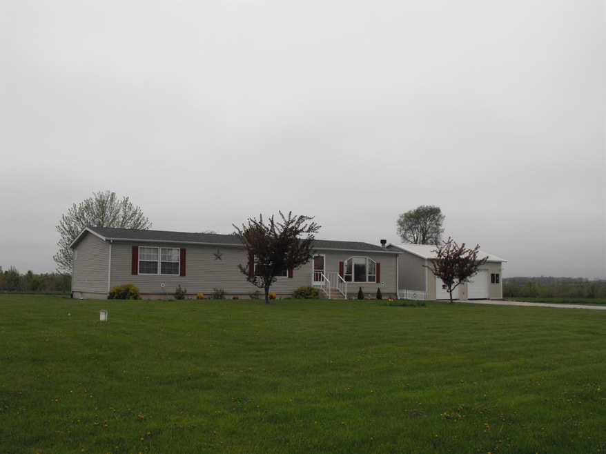 4764 S 200 E, La Porte, IN 46350 - photo 1