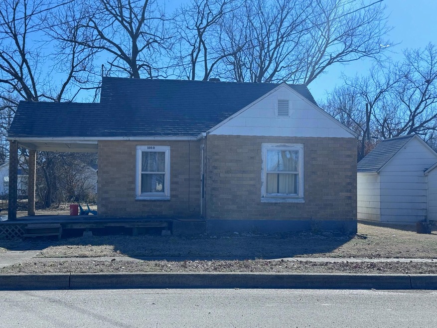 4349 COLLINS