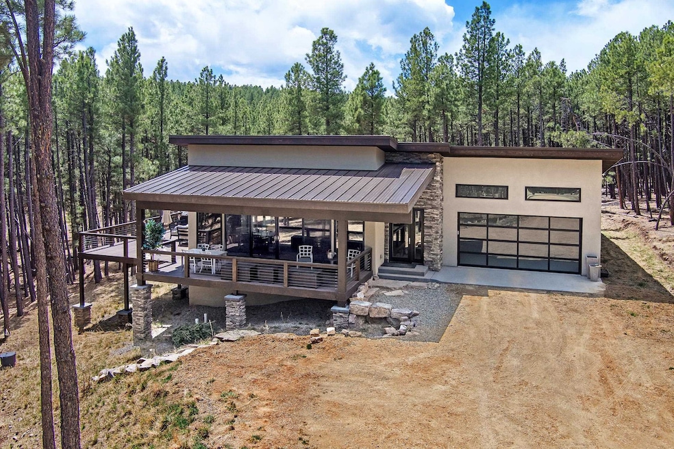 Under Contract $999,000
