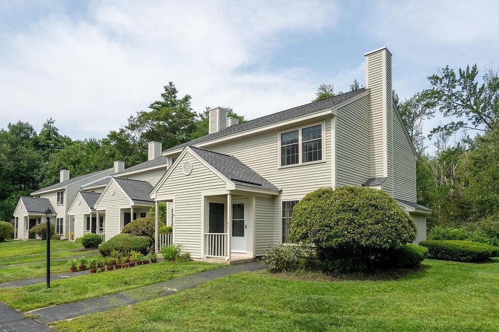 41 Woodland Green, Rochester, NH 03868 - photo 1