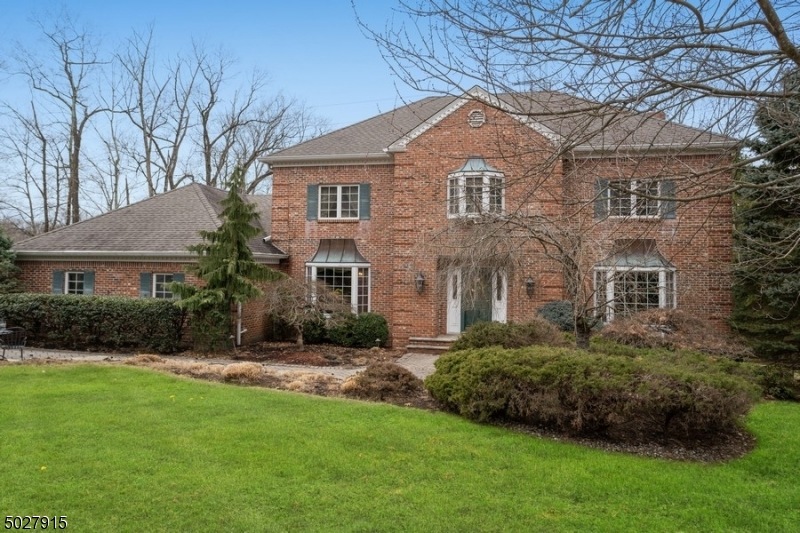 5 Pheasant Run, Green Brook, NJ 08812 - photo 1