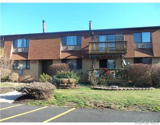 161 Richard Ct unit 16A, Pomona, NY 10970 - photo 1