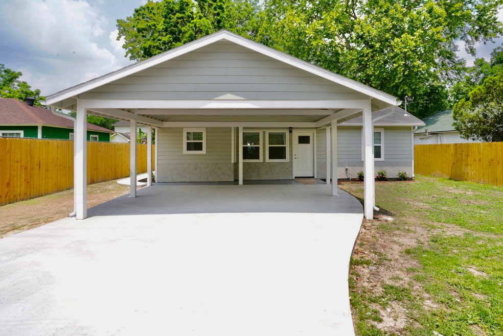 7629 Bellingham Dr, Houston, TX 77028 - photo 1