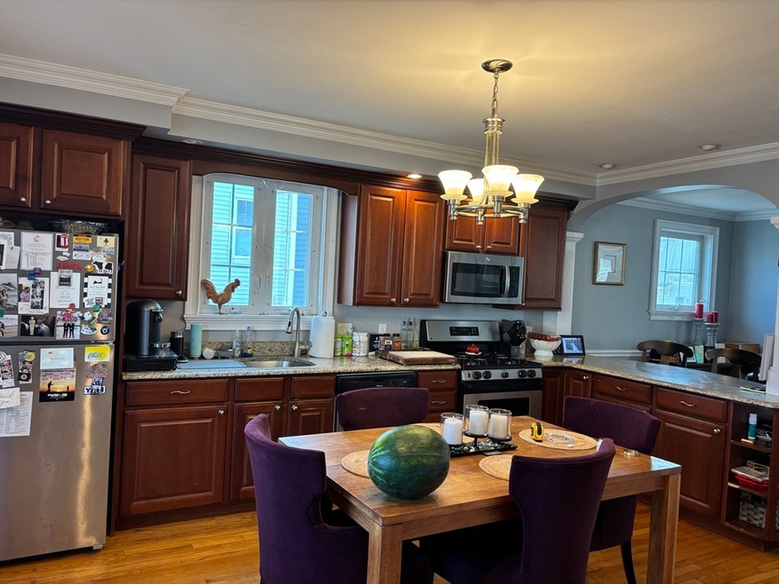 160 1/2 H St unit 2, Boston, MA 02127 - photo 1