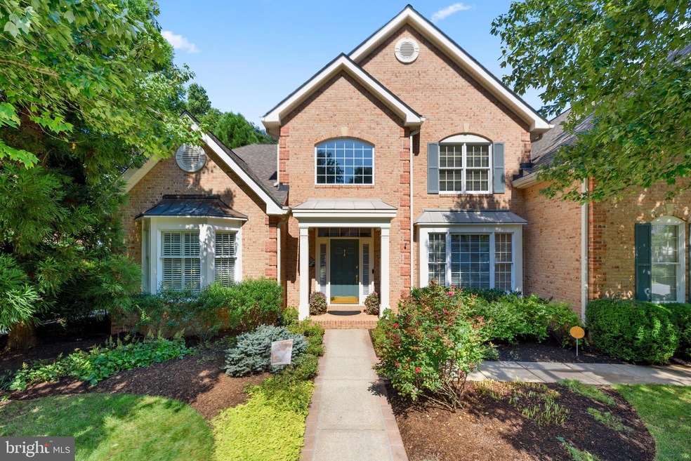 7033 River Oak Ct, Clarksville, MD 21029 - photo 1